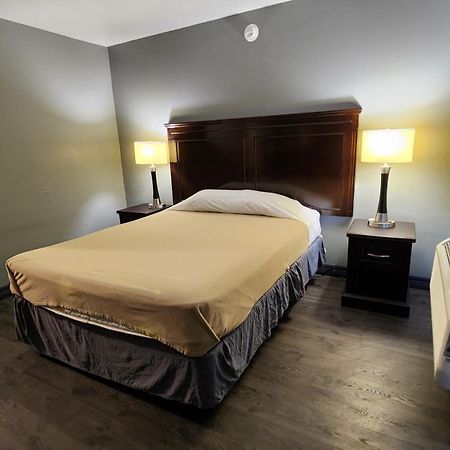 Merit Inn And Suites Бомонт Экстерьер фото