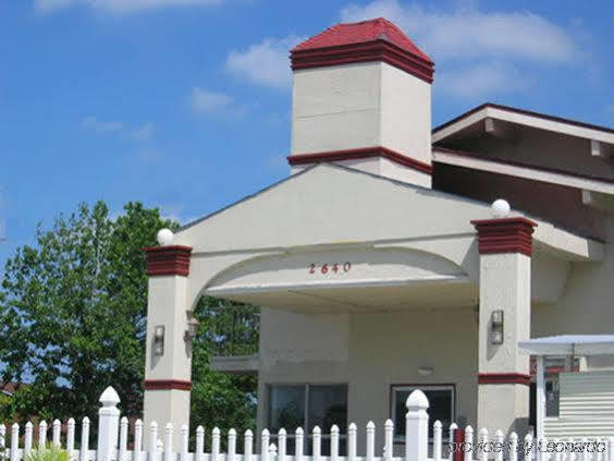 Merit Inn And Suites Бомонт Экстерьер фото